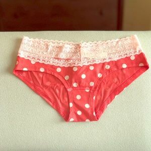 🆕 VS low rise hip hugger panty (XS)